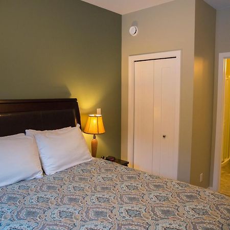 Downtown Whitehorse Deluxe 2 Bedroom Condo Esterno foto