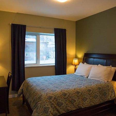 Downtown Whitehorse Deluxe 2 Bedroom Condo Esterno foto